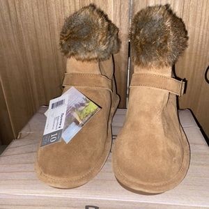Bearpaw Korrina II women’s booties
